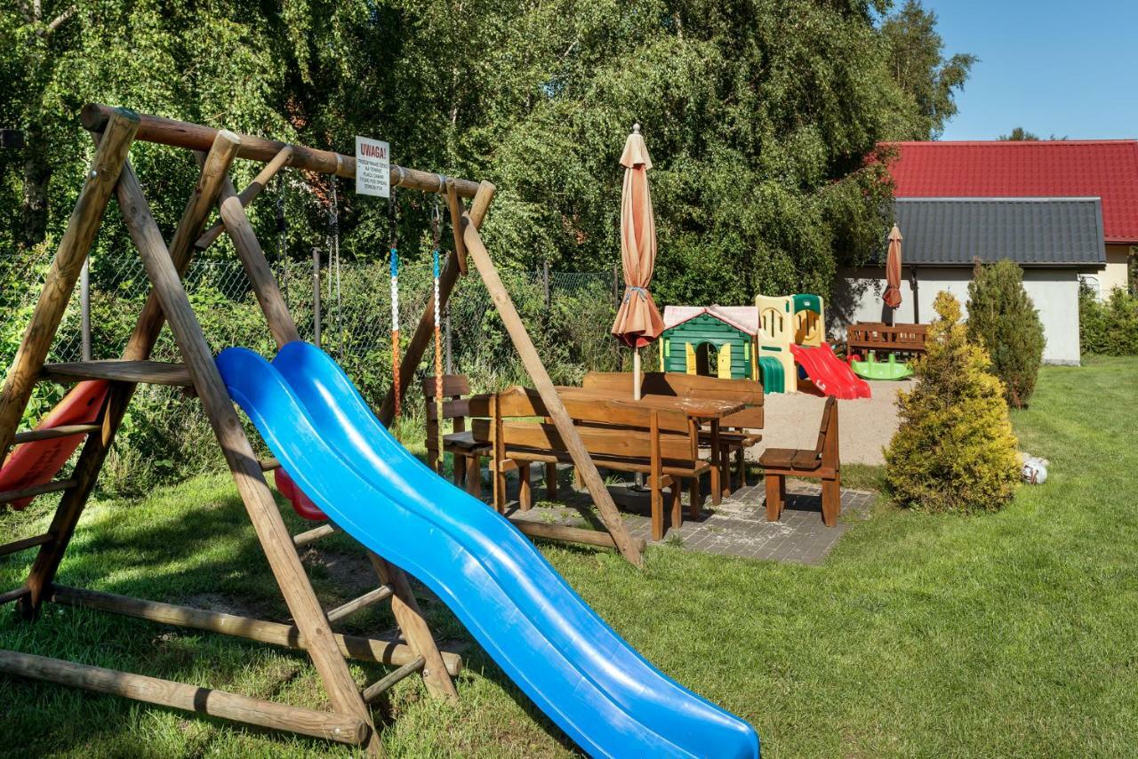 Dw Roza Wiatrow Lägenhet Dębki Exteriör bild